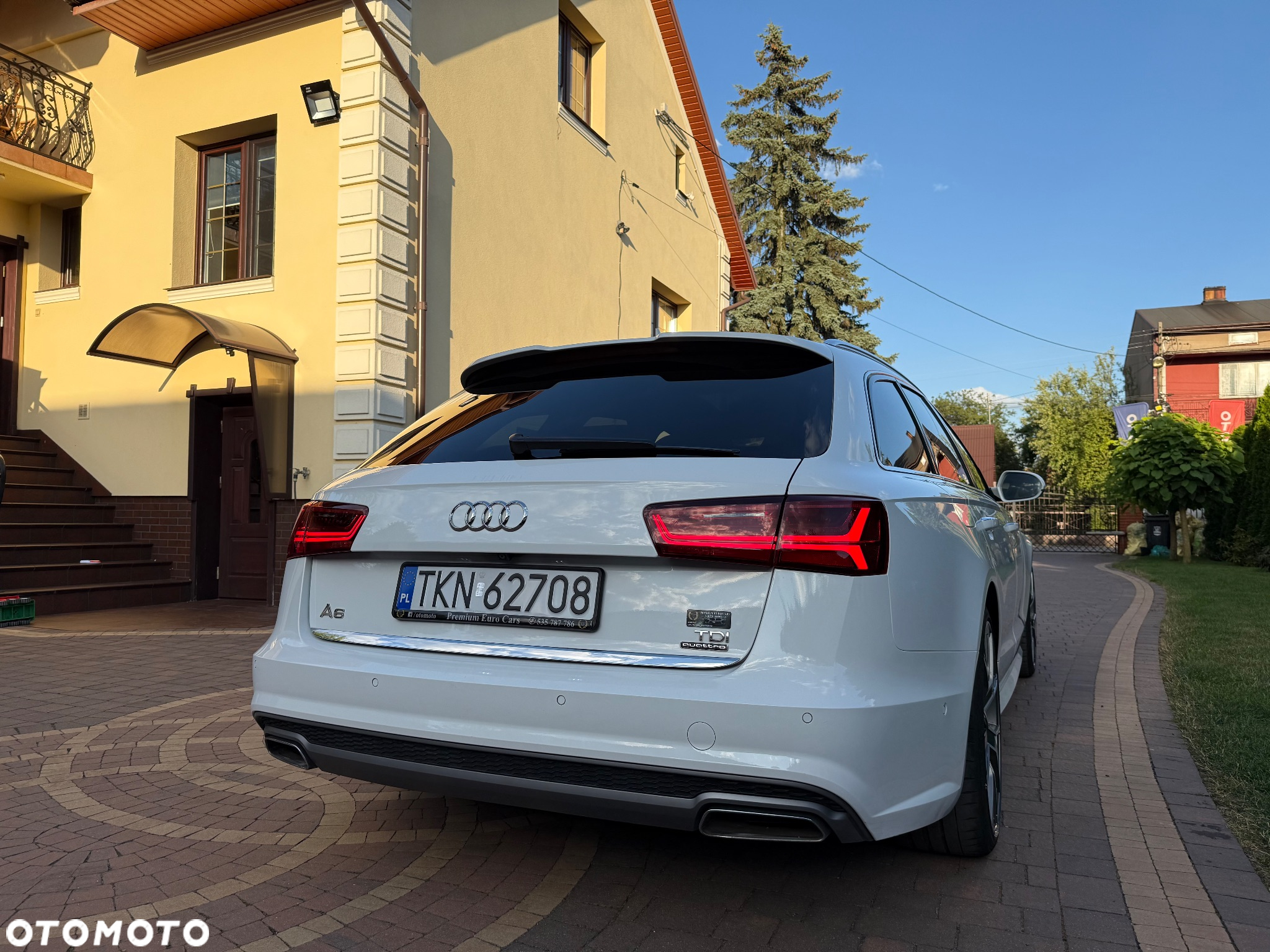 Audi A6 Avant 3.0 TDI quattro S tronic - 13