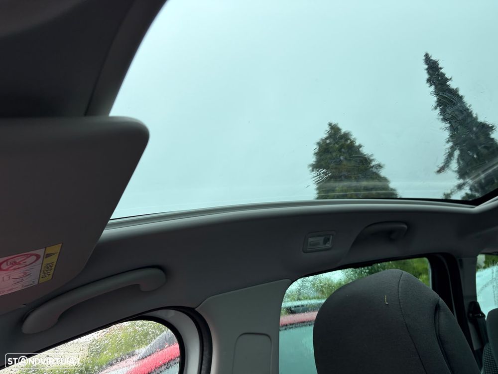 Peugeot 5008 HDI 115 Allure - 11