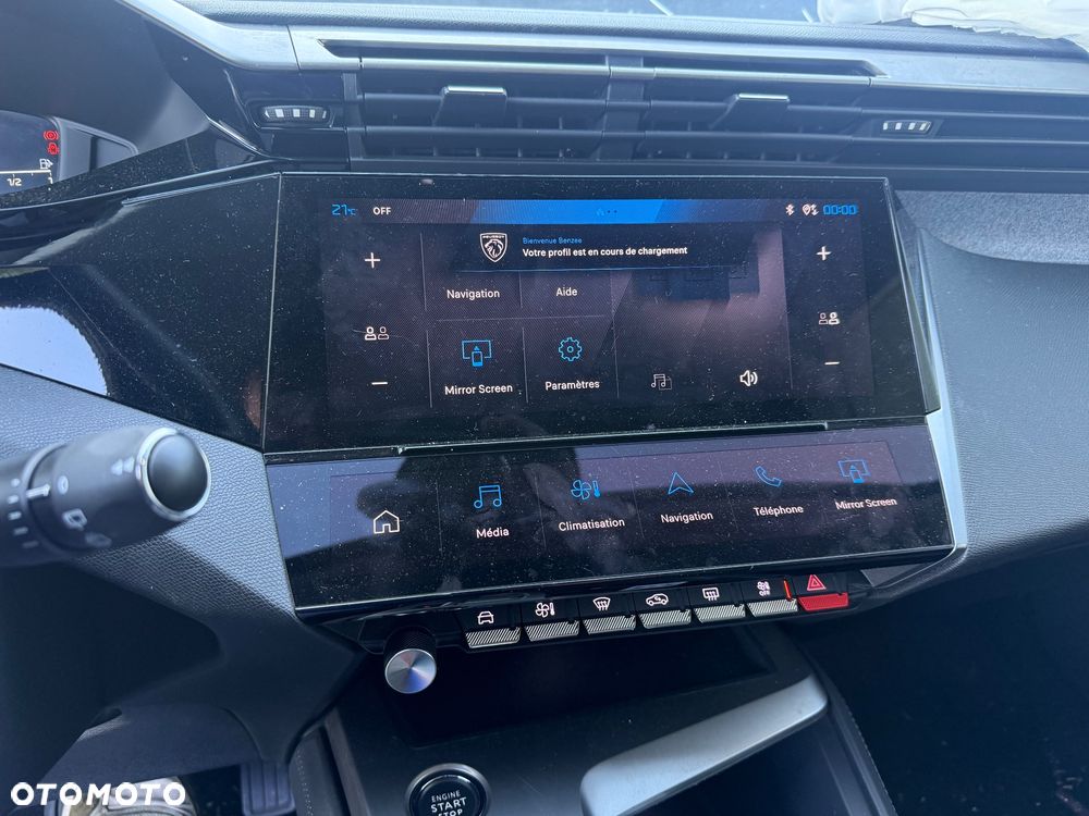 Peugeot 308 1.6 Hybrid PHEV GT EAT8 - 9