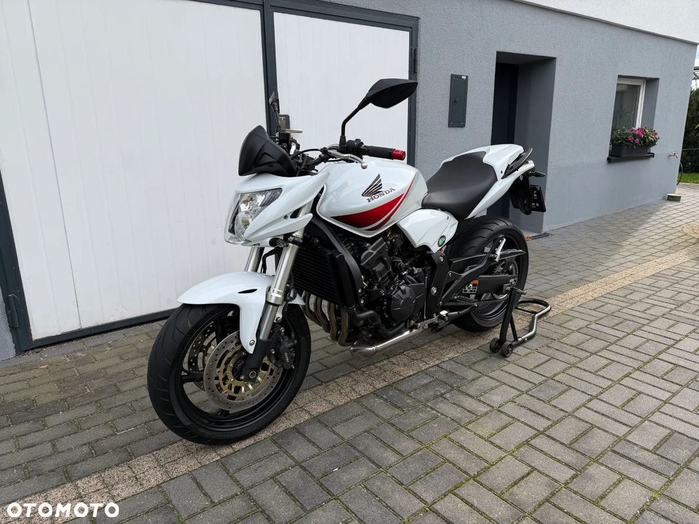 Honda Hornet - 5