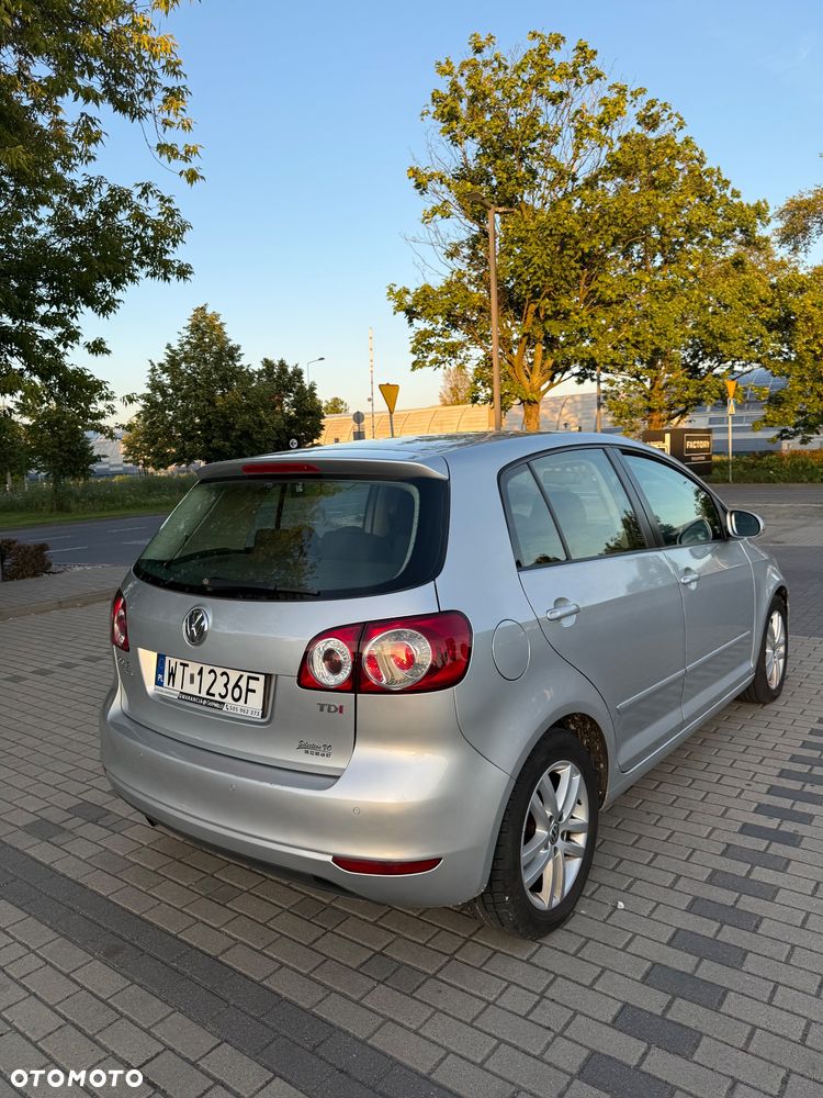 Volkswagen Golf Plus 1.6 TDI Comfortline - 8