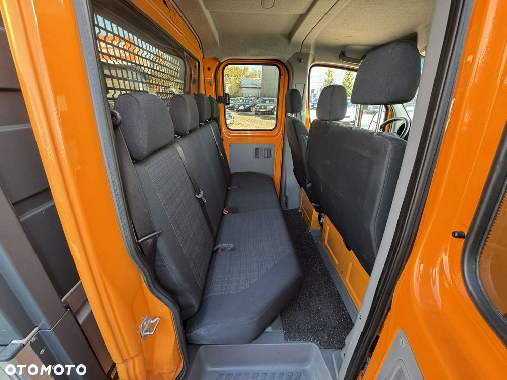 Mercedes-Benz Sprinter - 27