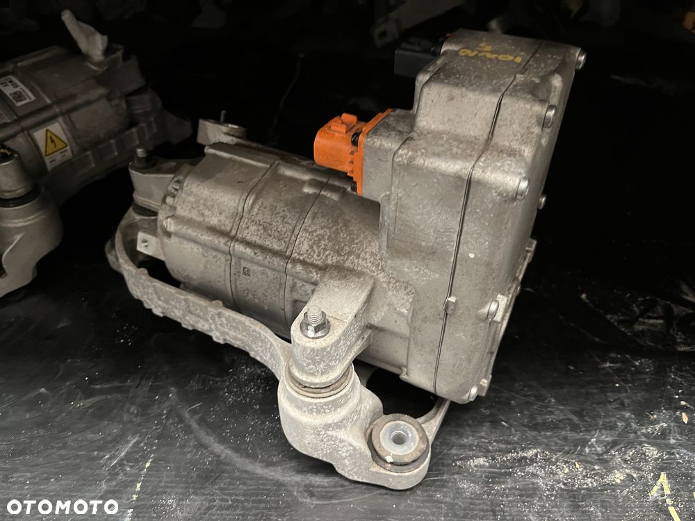 Sprężarka klimatyzacji EV Hyundai IONIQ 5 977E1G1050 - 2