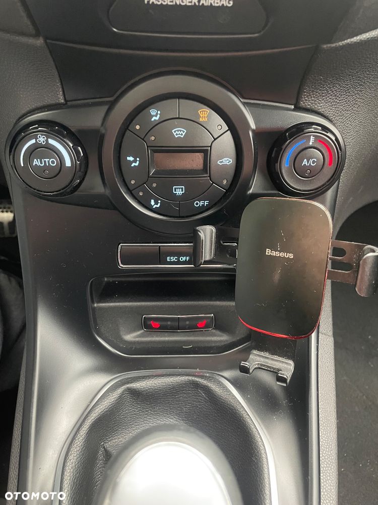 Ford Fiesta 1.6 EcoBoost ST - 19