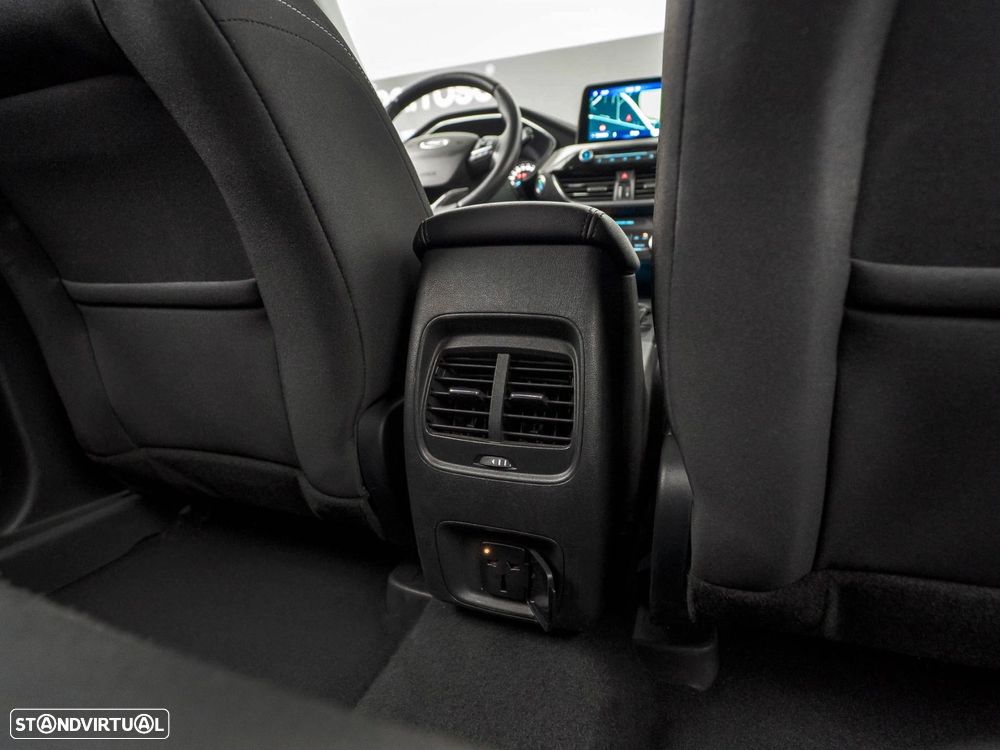 Ford Kuga 2.5 PHEV Titanium - 44