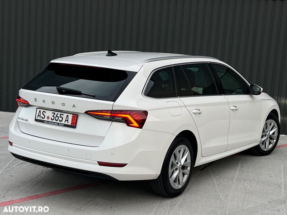 SKODA Octavia 2023 — imagine 4