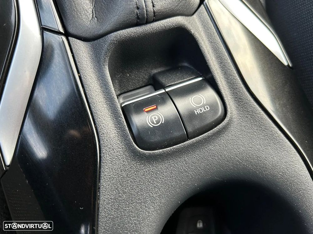 Toyota Corolla Touring Sports 1.8 Hybrid Comfort+P.Sport - 17