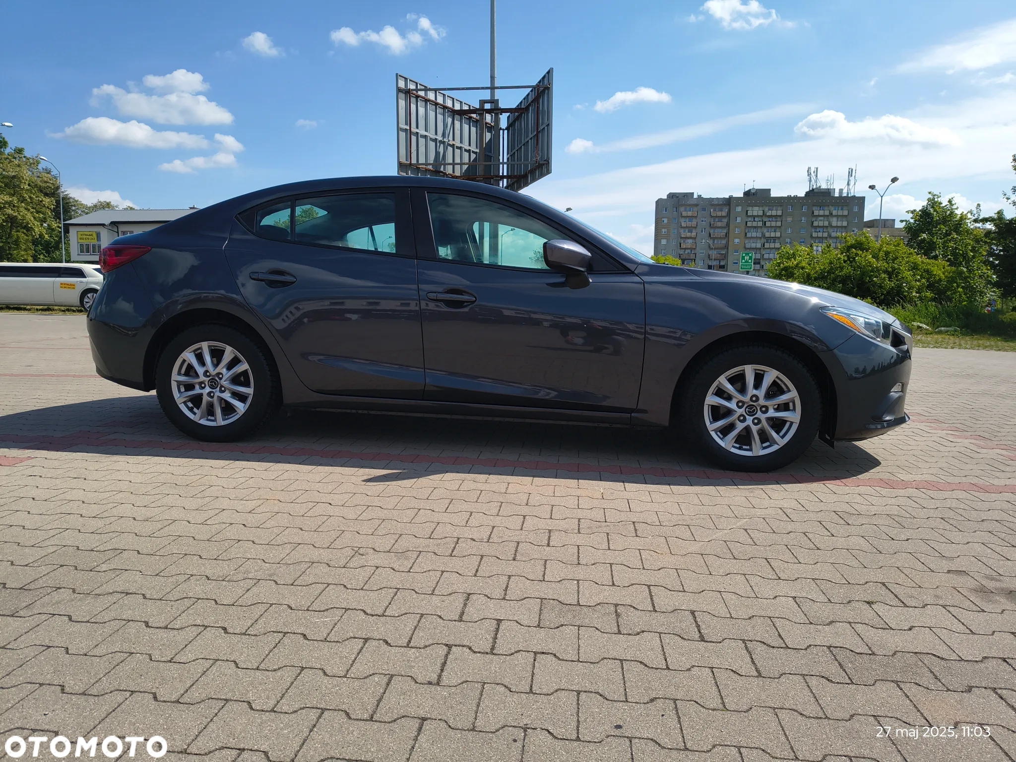 Mazda 3 - 10