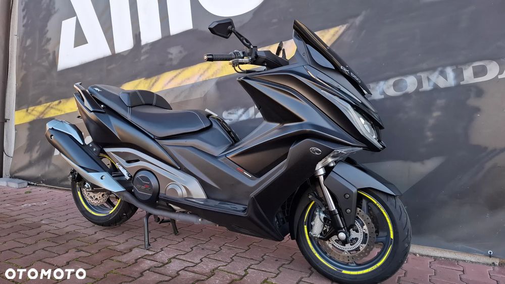 Kymco AK 550 - 3