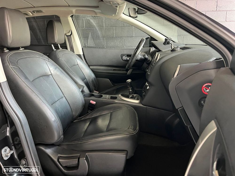 Nissan Qashqai 1.6 dCi Tekna Premium 18 360 - 10