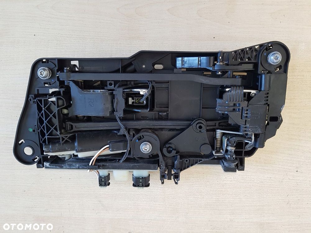 mercedes s 223 klamka drzwi prawy przód a0997601002 - 2