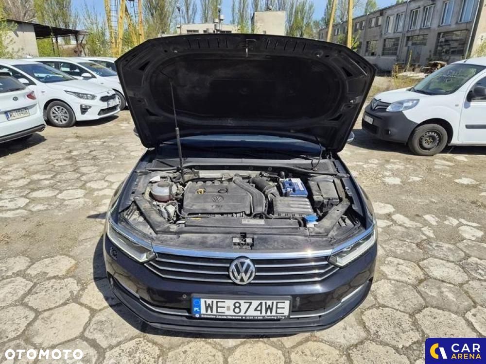 Volkswagen Passat - 17