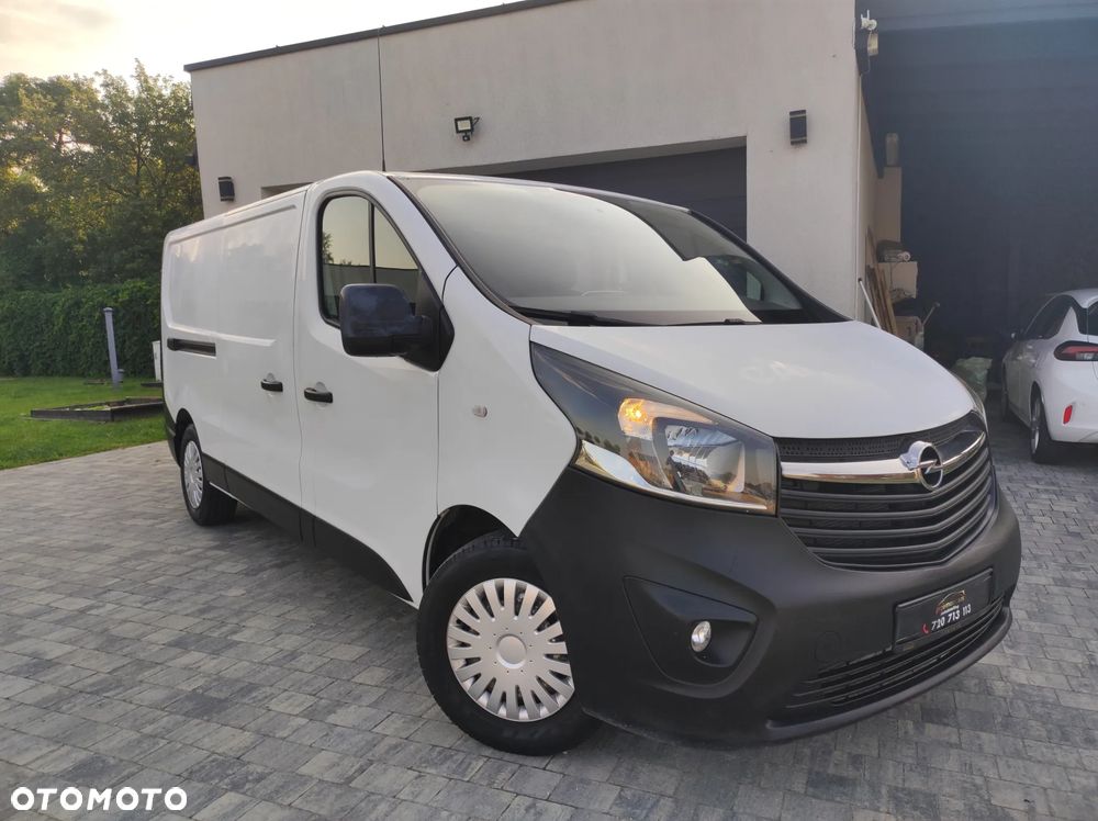 Opel vivaro - 10