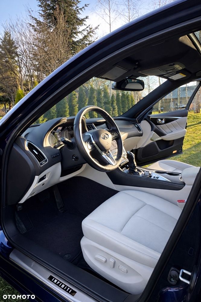 Infiniti Q50 - 15