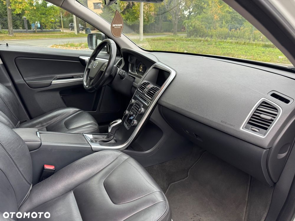 Volvo XC 60 D3 Drive-E Summum - 15