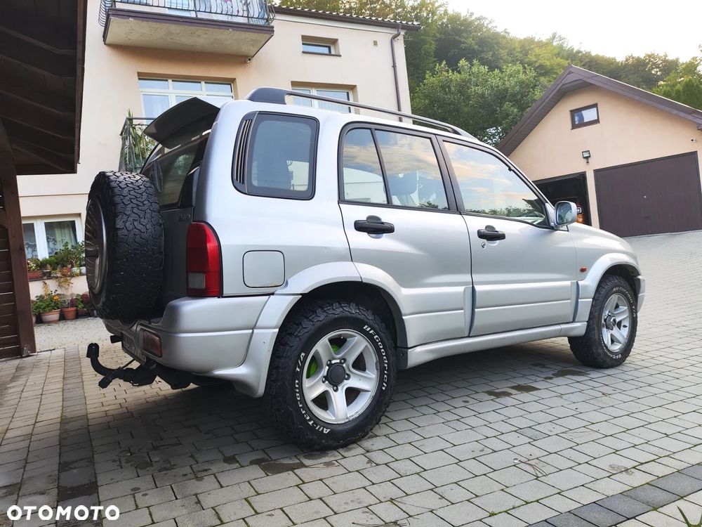 Suzuki Grand Vitara 2.0 HDi - 11