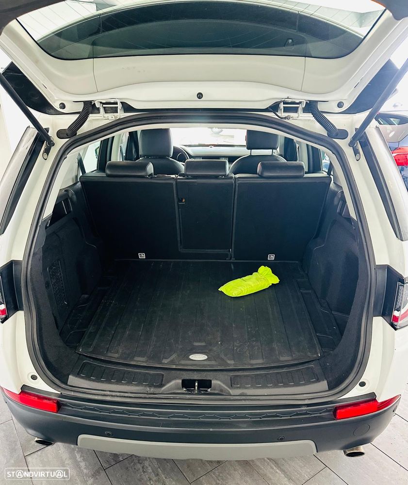 Land Rover Discovery 2.0 TD4 S - 8