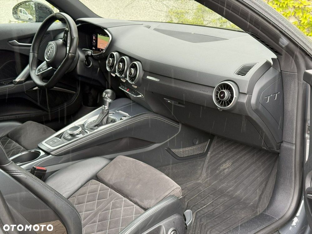 Audi TT Coupé - 7