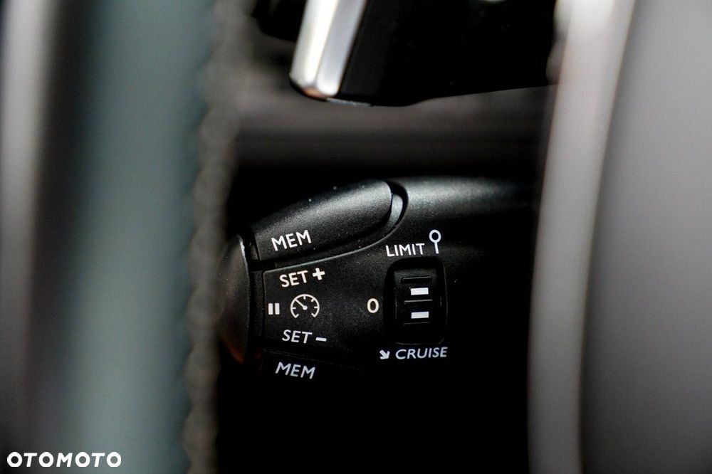 Peugeot 5008 1.6 PureTech GT Line S&S EAT8 - 40