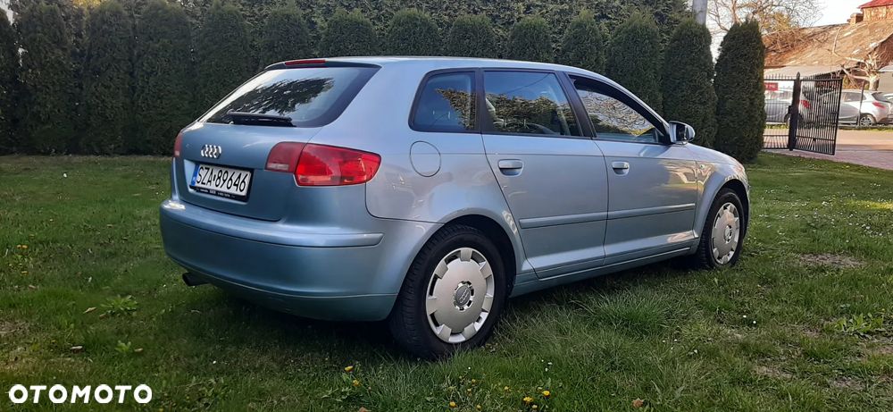 Audi A3 Sportback - 15