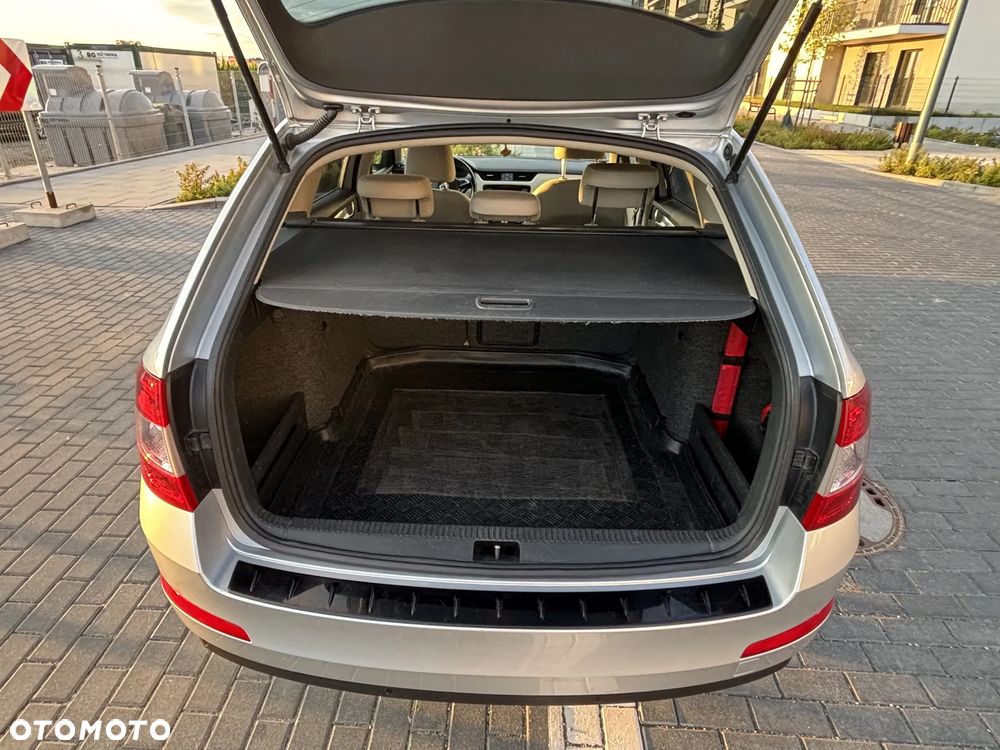 Skoda Octavia 1.4 TSI Style DSG - 29