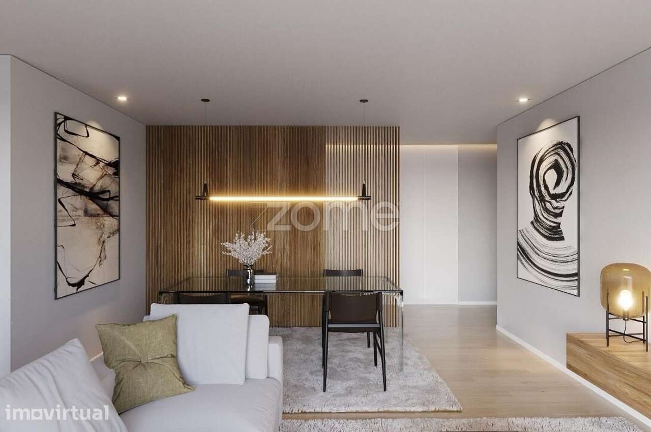 Apartamento T2 com garagem e varanda em S. Vicente - Grande imagem: 5/17