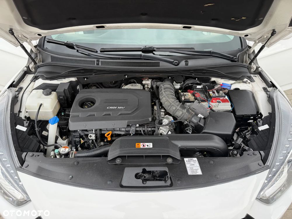 Hyundai i40 Kombi blue 1.7 CRDi Premium - 18