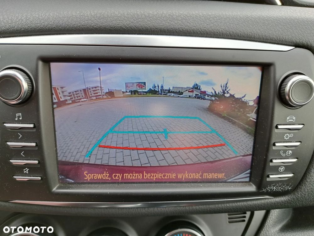 Toyota Yaris - 24