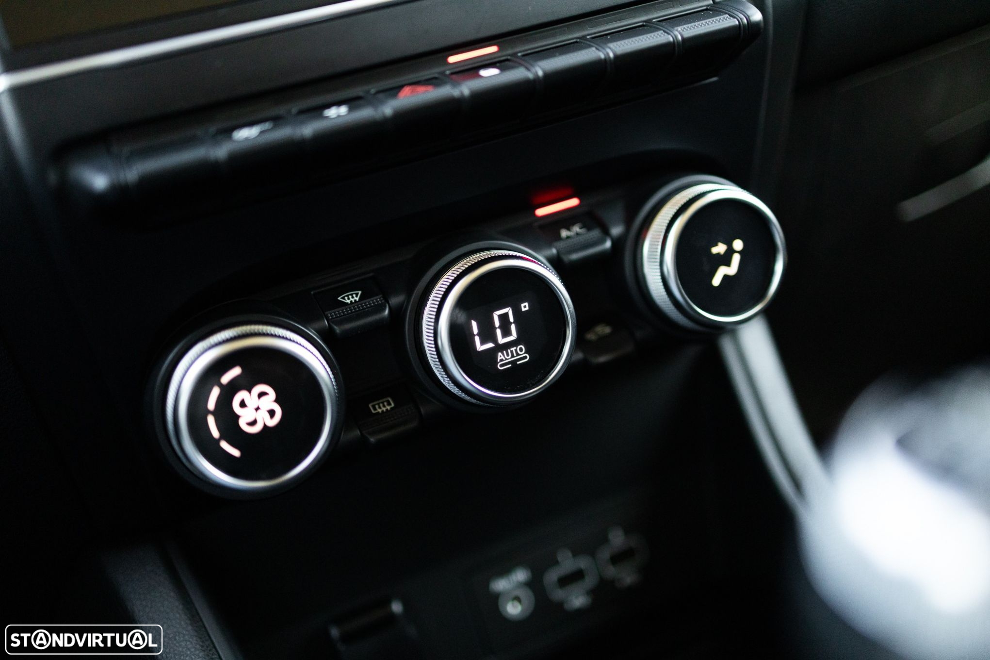 Renault Captur - 16