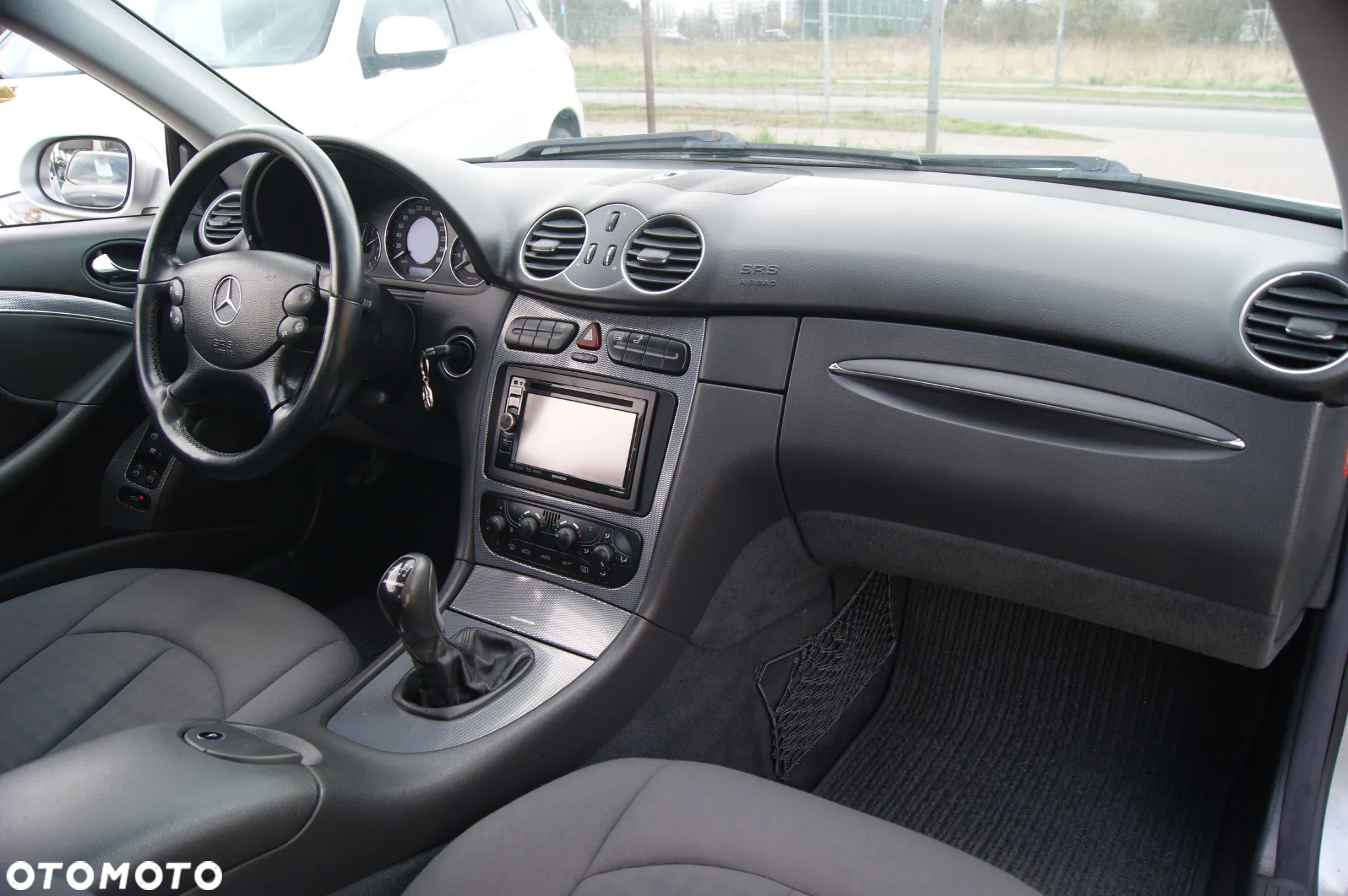 Mercedes-Benz CLK 240 Avantgarde - 26