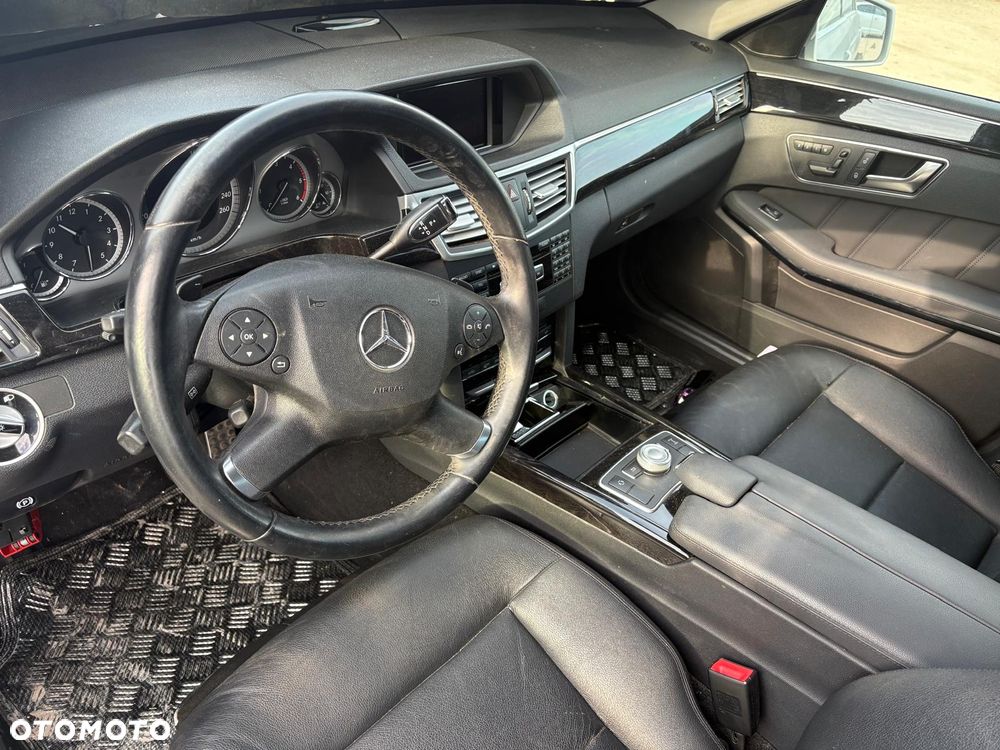 Mercedes-Benz Klasa E 350 CDI DPF BlueEFFICIENCY 7G-TRONIC Avantgarde - 13