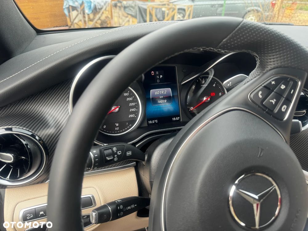 Mercedes-Benz Klasa V 300 d 4-Matic Avantgarde 9G-Tronic (d³ugi) - 3