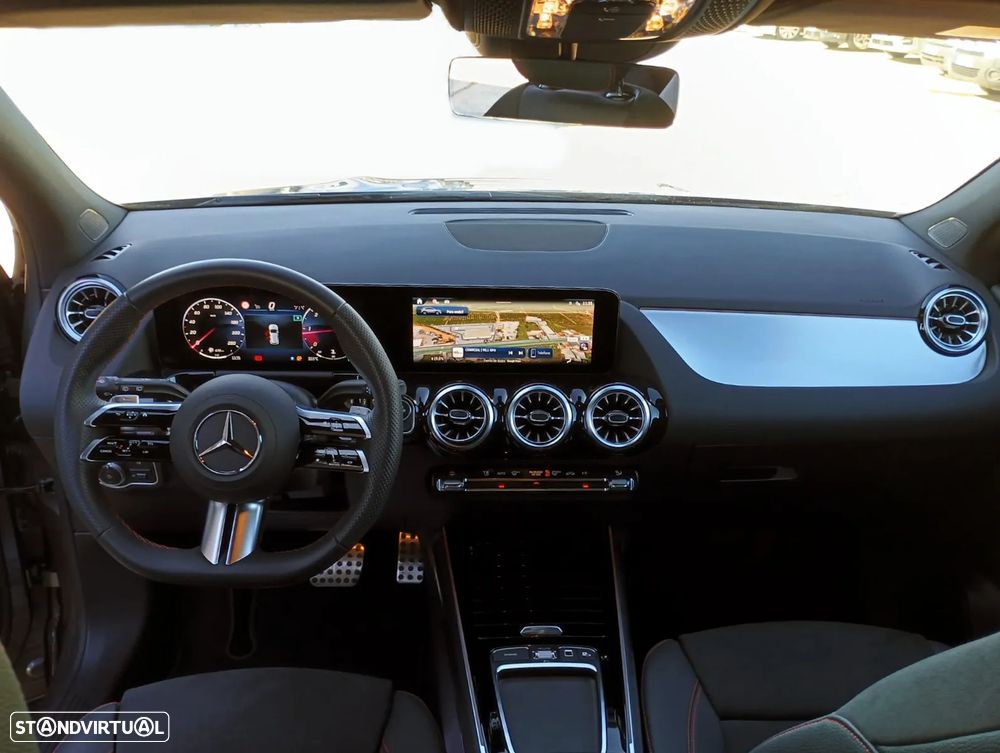 Mercedes-Benz GLA 180 d 8G-DCT AMG Line Advanced Plus - 4