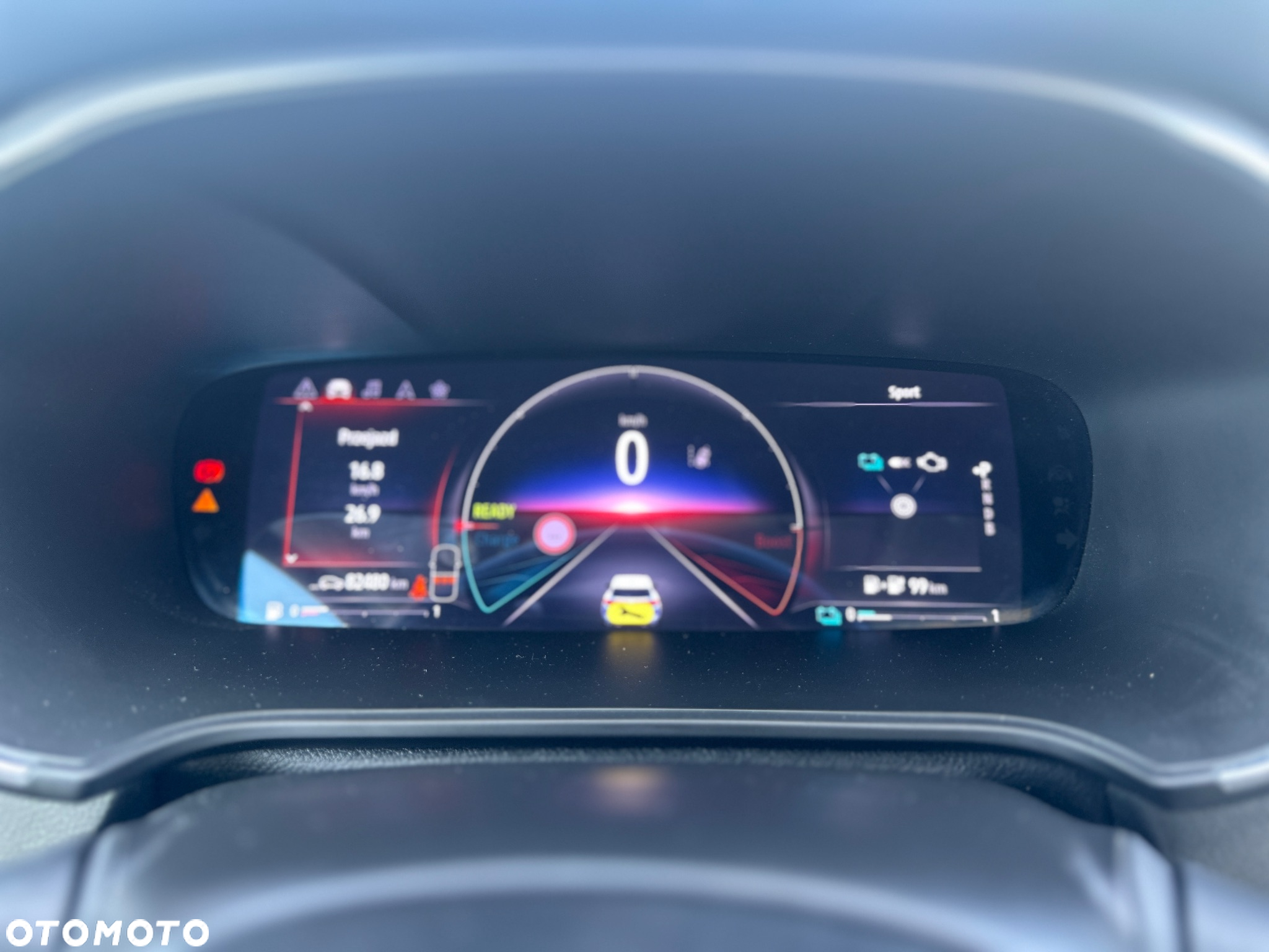 Renault Megane Grandtour E-TECH Plug-in 160 BUSINESS EDITION - 17