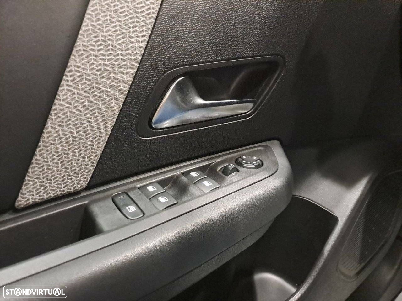 Citroën C4 1.2 PureTech Feel Pack EAT8 - 21