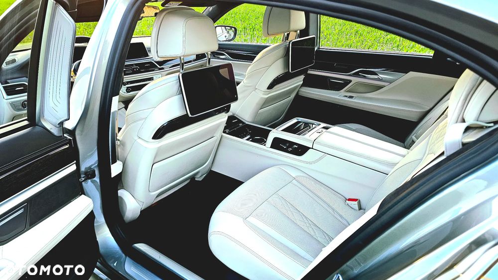 BMW Seria 7 - 7
