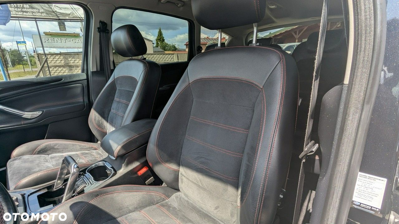 Ford S-Max - 14
