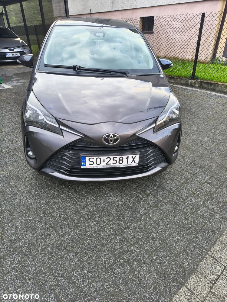 Toyota Yaris 1.5 Premium - 1