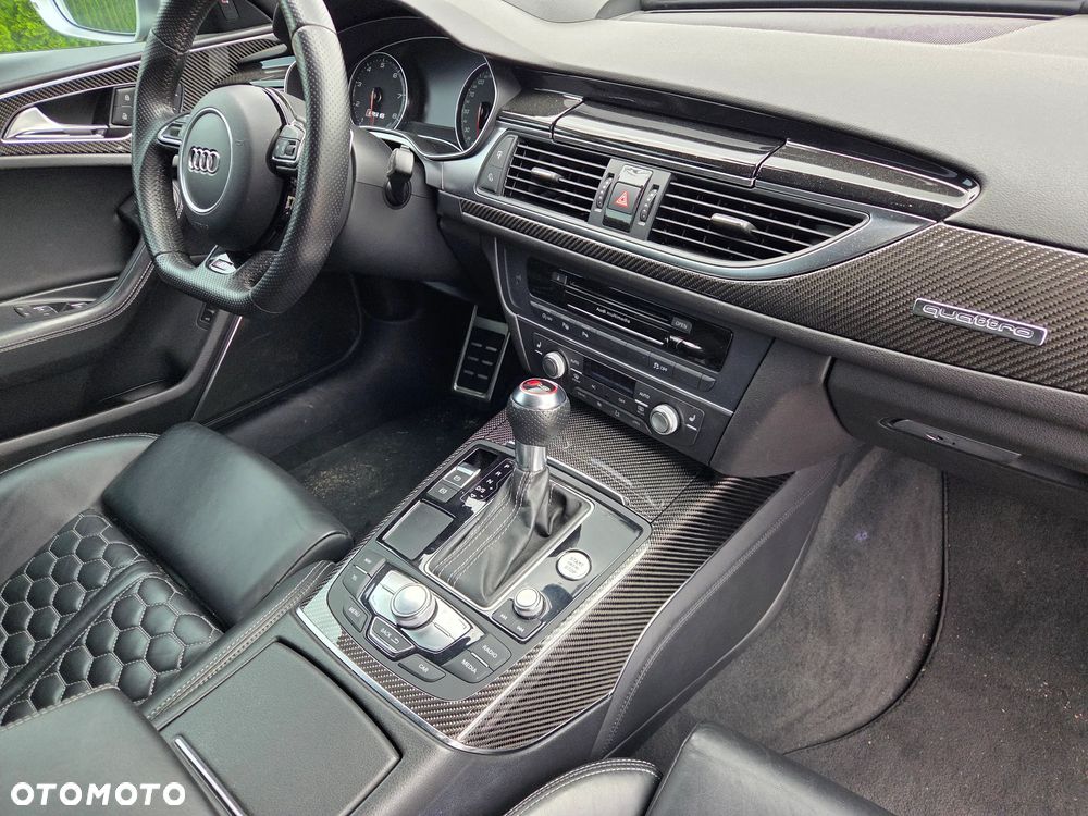 Audi RS6 Standard - 11