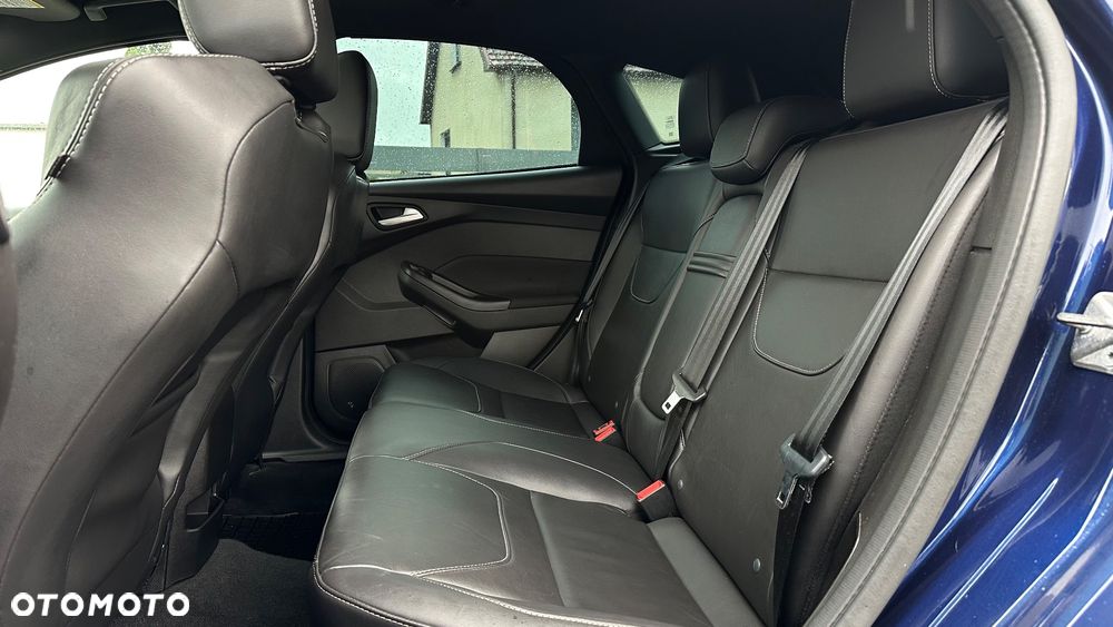 Ford Focus 2.0 EcoBoost ST - 18