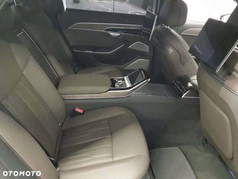 Audi A8 - 15