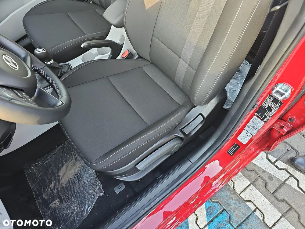 Hyundai i20 1.2 Modern - 12