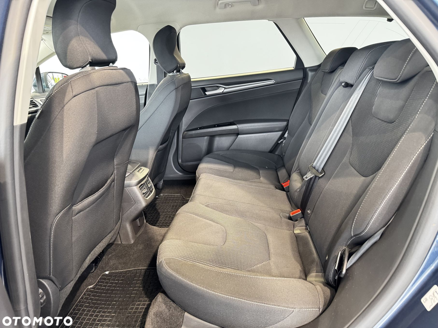 Ford Mondeo - 16