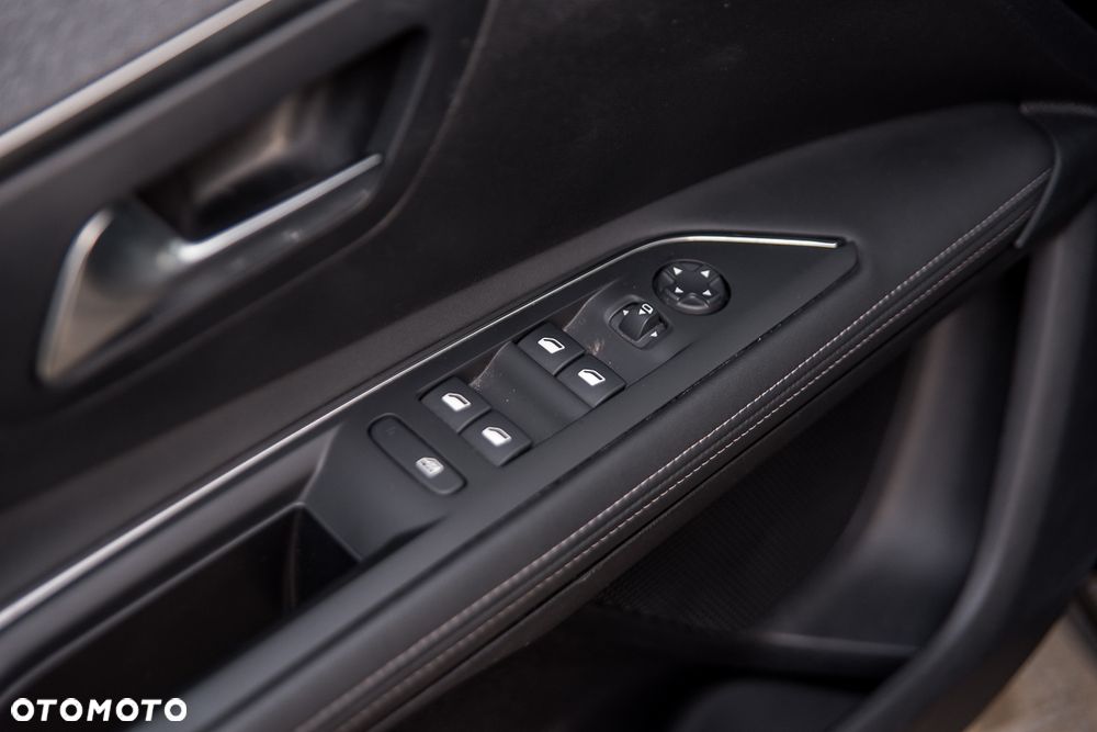 Peugeot 3008 BlueHDi 130 Stop & Start Allure - 31