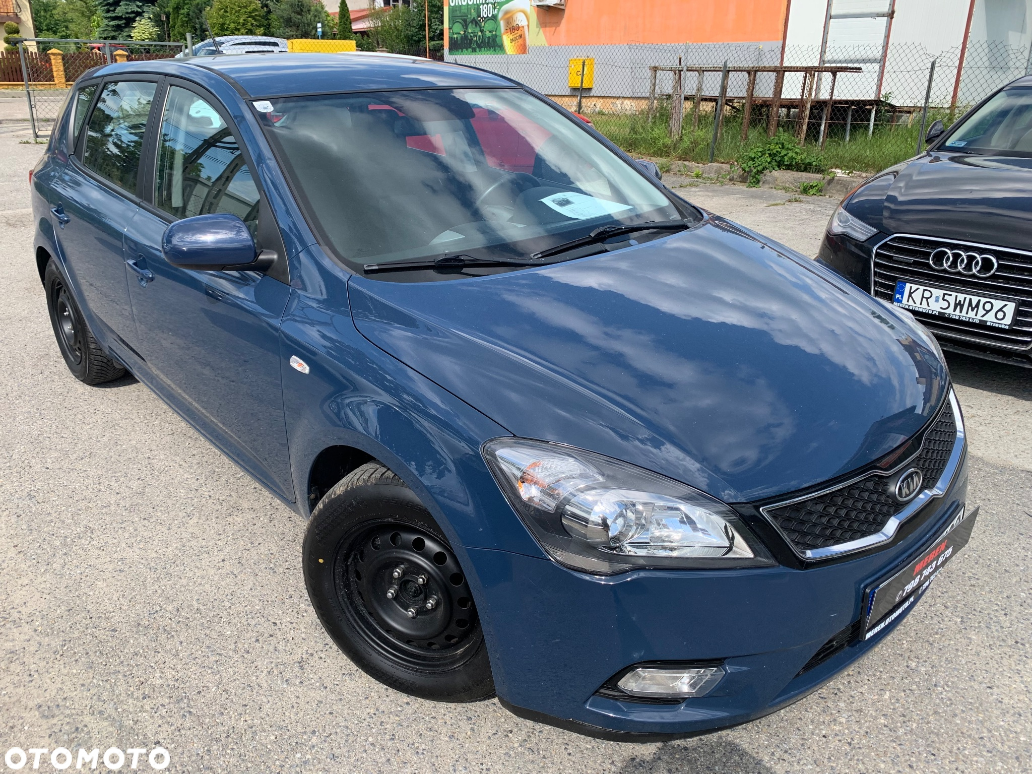 Kia Ceed 1.4 CVVT Dream-Team Edition - 4