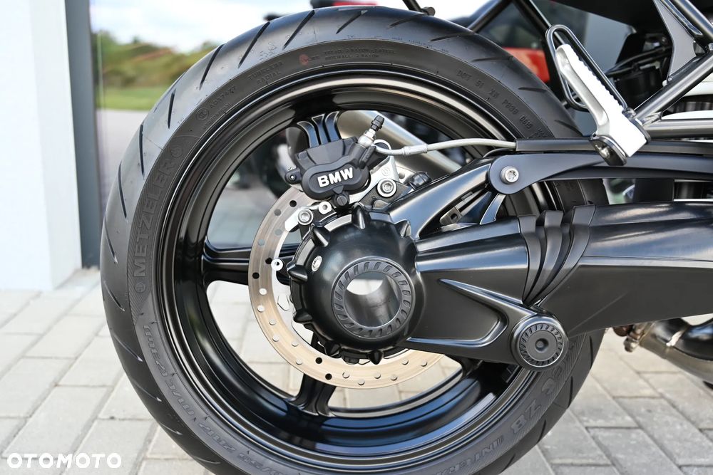 BMW R - 24