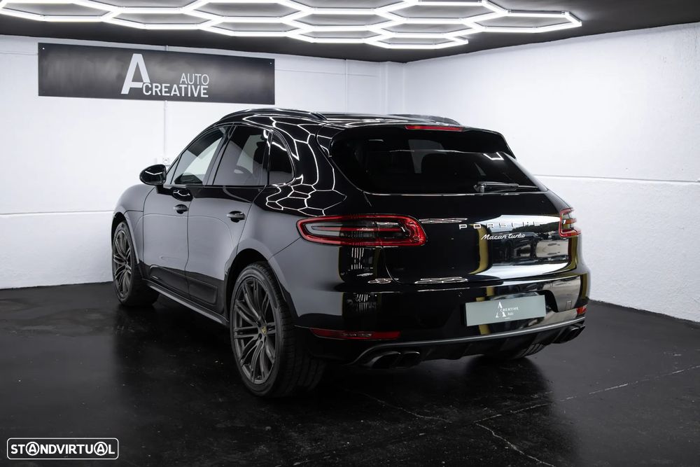 Porsche Macan Turbo PDK - 12