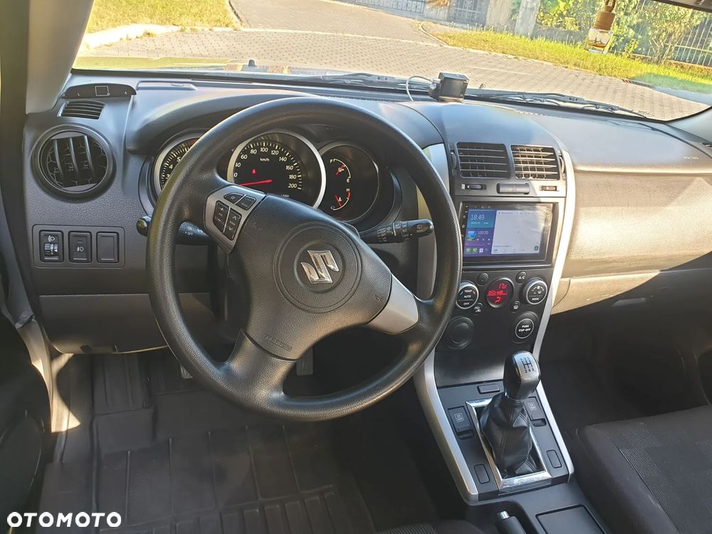Suzuki Grand Vitara - 9
