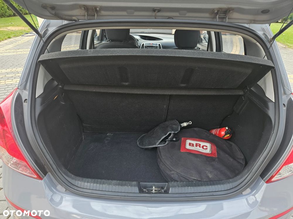 Hyundai i20 1.25 Classic + - 13