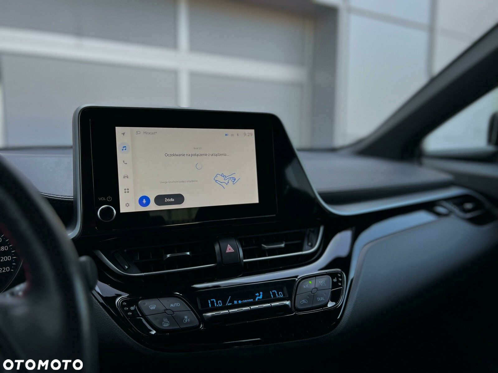Toyota C-HR - 29